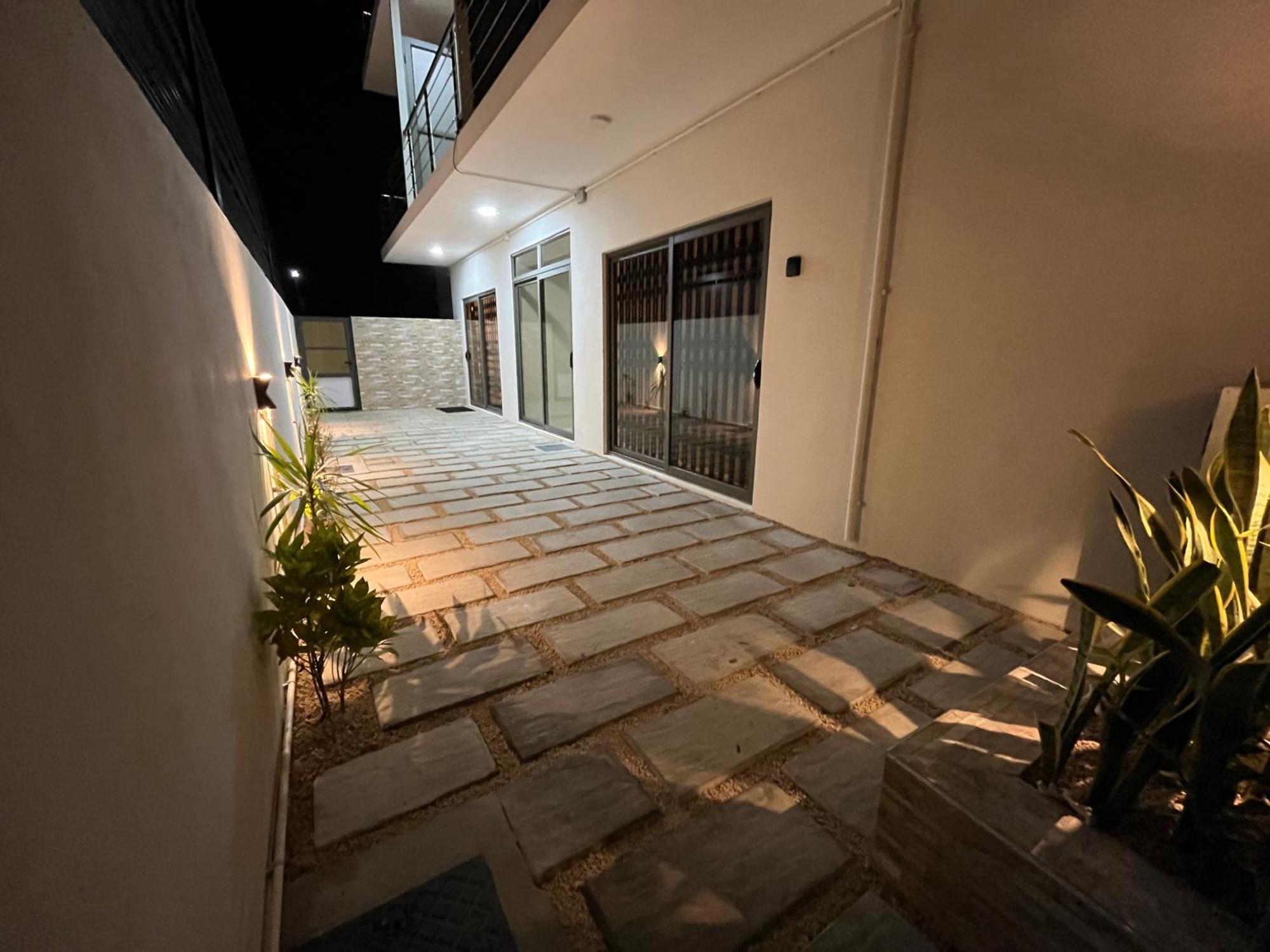Lamarel Beach House Flic en Flac ภายนอก รูปภาพ